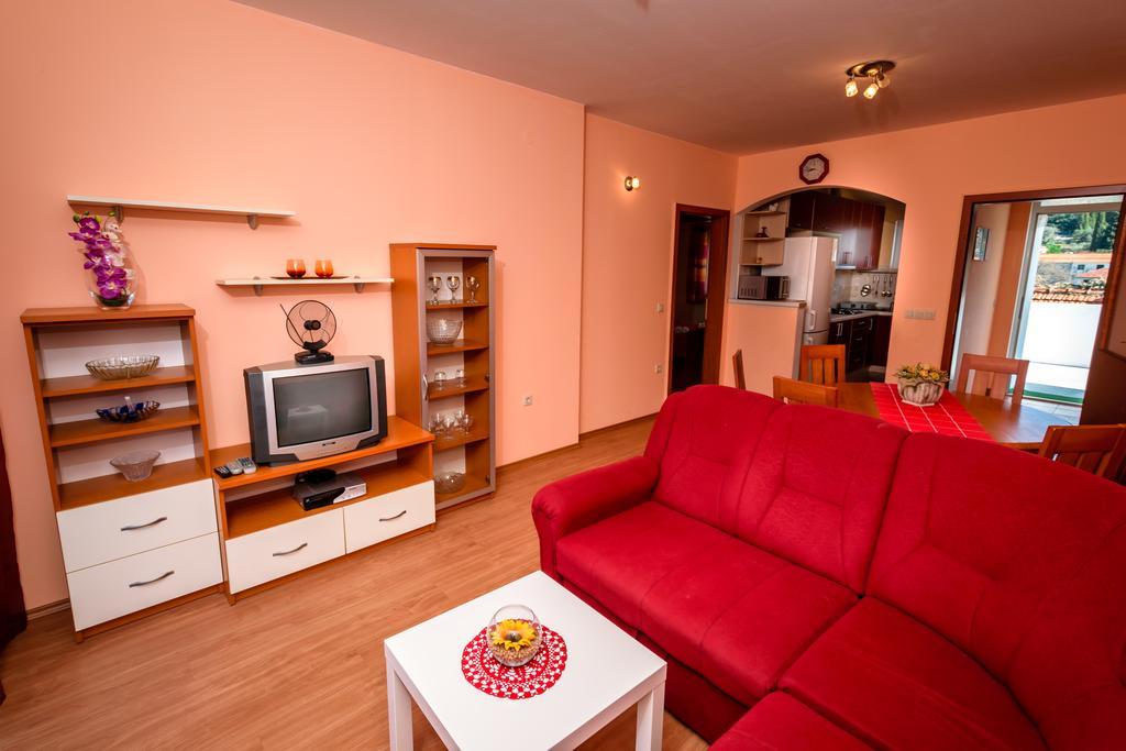 Apartments Galeb Blace Buitenkant foto